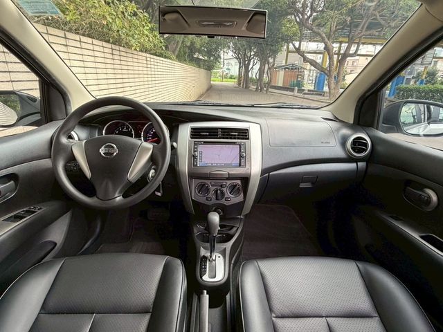 NISSAN日產 LIVINA  第3張相片