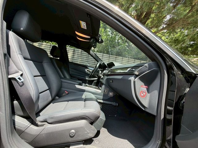 M-BENZ賓士 E220D  第4張相片