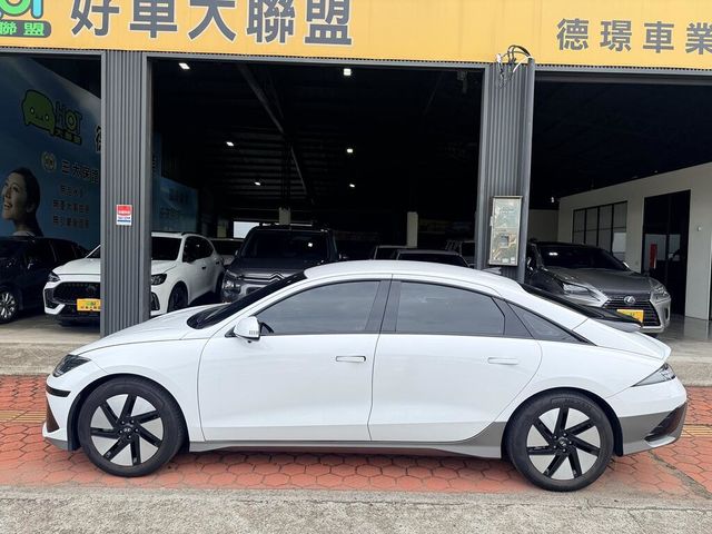 HYUNDAI現代 IONIQ6  第7張相片