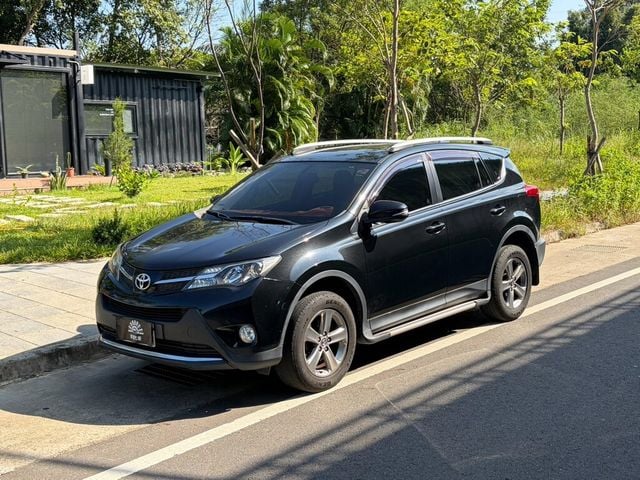 TOYOTA豐田 RAV4  第1張相片