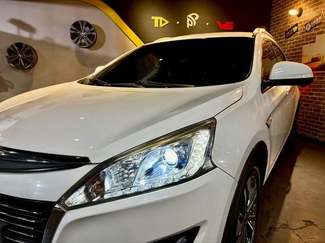 LUXGEN納智捷 U6 TURBO  第5張相片