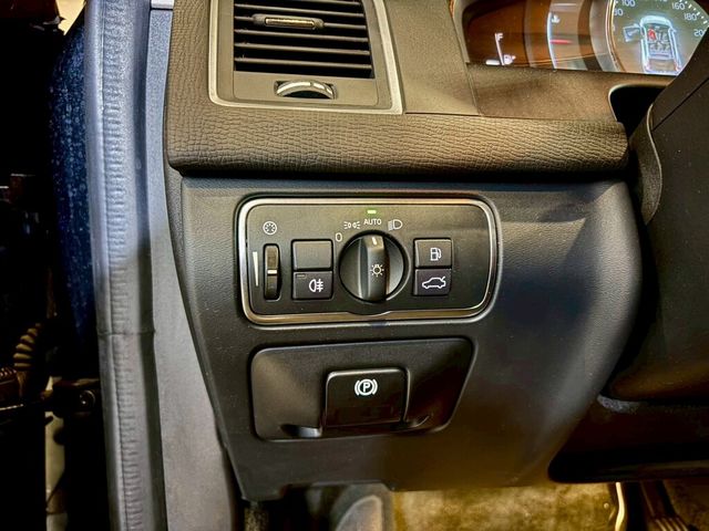 VOLVO富豪 XC60  第13張相片