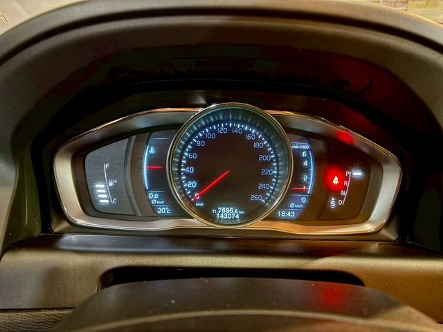 VOLVO富豪 XC60  第17張相片