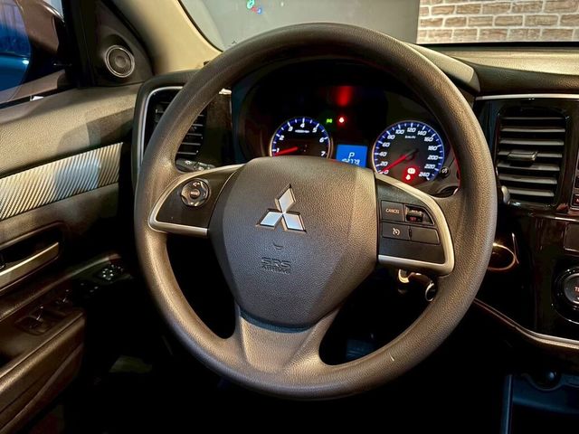 MITSUBISHI三菱 OUTLANDER  第12張相片