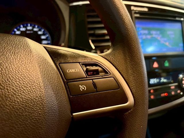 MITSUBISHI三菱 OUTLANDER  第14張相片