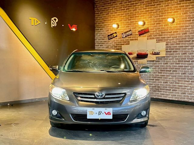 TOYOTA豐田 ALTIS  第3張相片