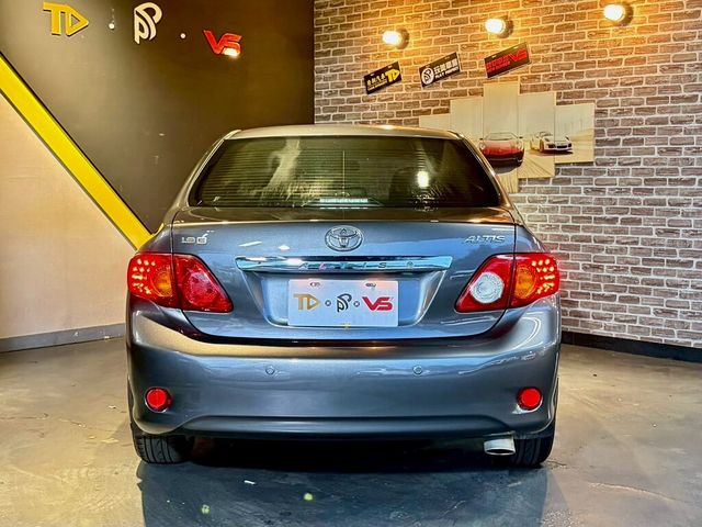 TOYOTA豐田 ALTIS  第4張相片