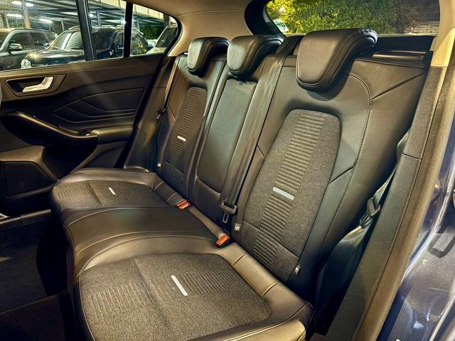 FORD福特 FOCUS ACTIVE  第11張相片