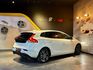 VOLVO富豪 V40  第2張縮圖
