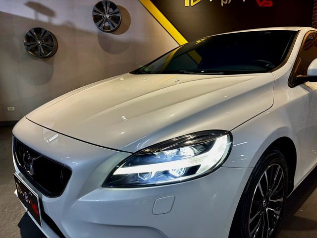 VOLVO富豪 V40  第5張相片