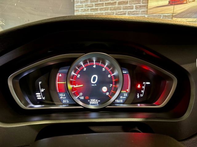 VOLVO富豪 V40  第16張相片