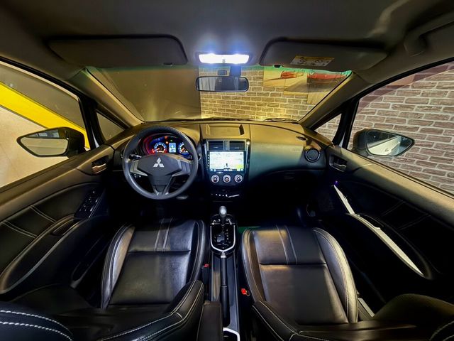 MITSUBISHI三菱 COLT PLUS  第8張相片