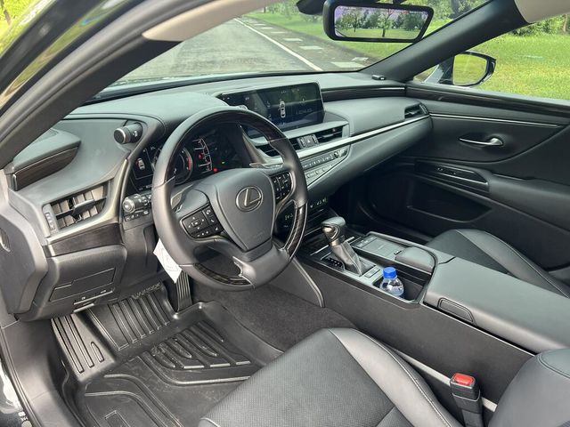 LEXUS凌志 ES200  第7張相片