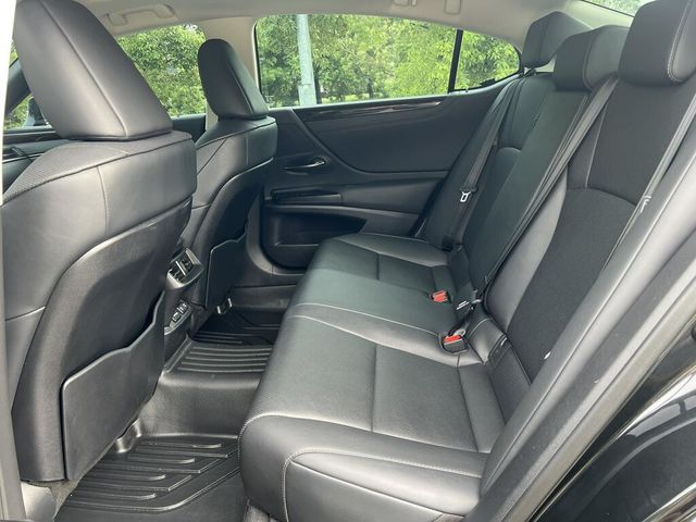 LEXUS凌志 ES200  第9張相片