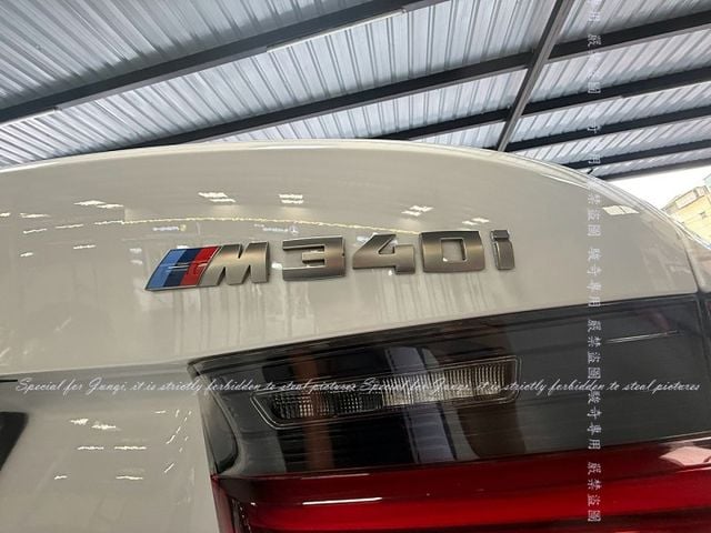 2020年款 M340I 要馬力有 要帥氣有 加選雙色內裝 配備全滿 有4傳 車況極美  第14張相片