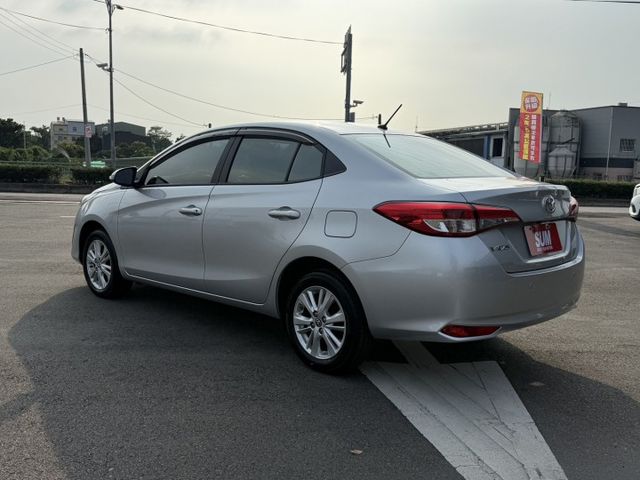 認證車、原版件，實車實價、保固不另加價。僅跑5萬 九成新，導航、數位電視、carplay  第4張相片