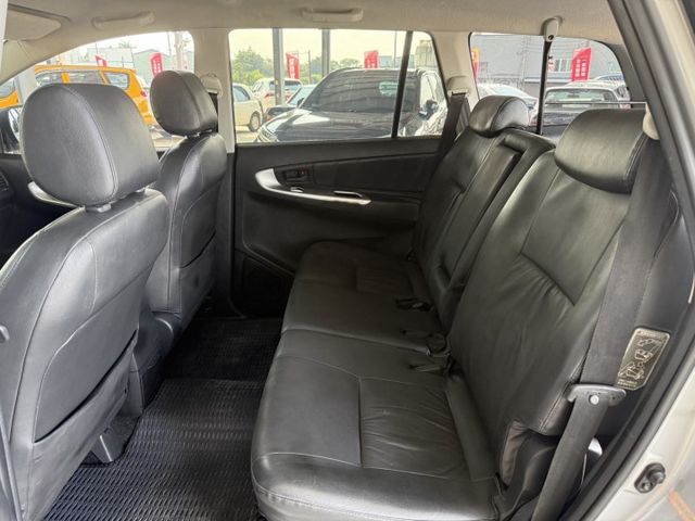 認證車、原版件、實車實價，保固不另加價。頂級G版，實跑10萬，內裝乾淨，賺錢的好幫手  第7張相片