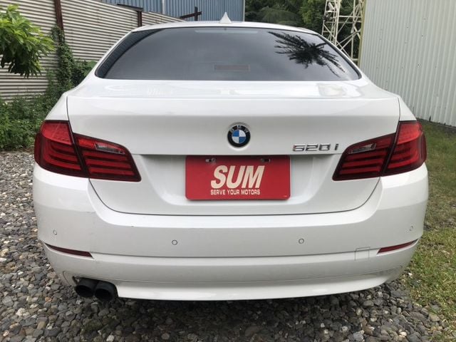 5 SERIES SEDAN F10  第5張相片