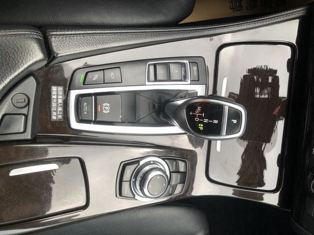 5 SERIES SEDAN F10  第20張相片