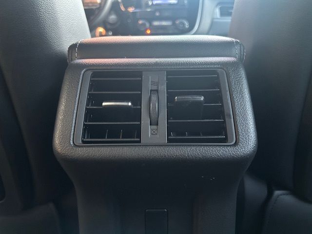 MITSUBISHI三菱 OUTLANDER  第7張相片