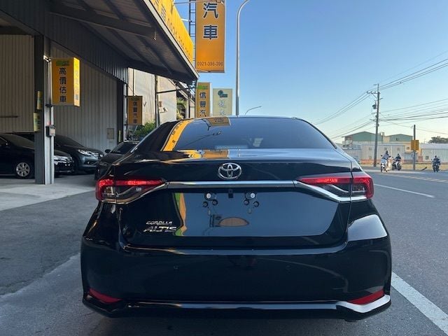 TOYOTA豐田 ALTIS  第4張相片