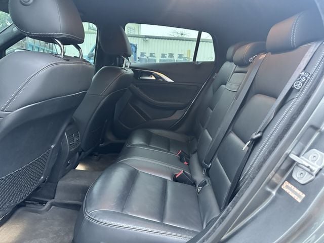 風尚版、ACC跟車、全景天窗 360環景、免鑰匙啟動、摸門、電動椅、LED頭燈  第17張相片