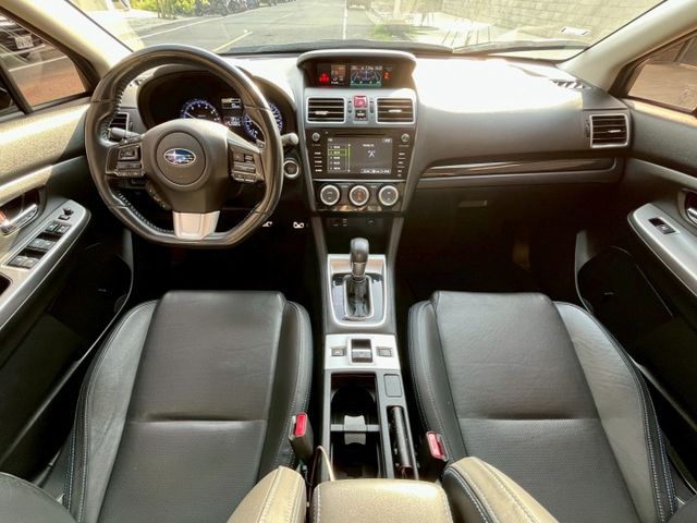 GT-S版、原版件、4WD、盲點、電動椅、恆溫、天窗、免鑰匙、摸門  第8張相片