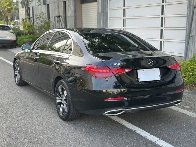 原版件、總代理、一手車、360環景、跟車、電尾門、氣氛燈、盲點  第6張相片