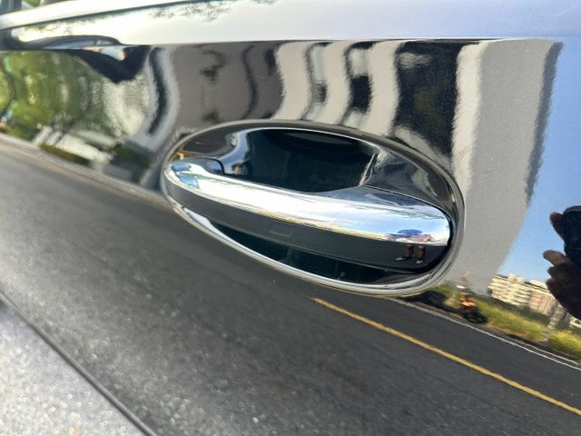 原版件、總代理、一手車、360環景、跟車、電尾門、氣氛燈、盲點  第10張相片