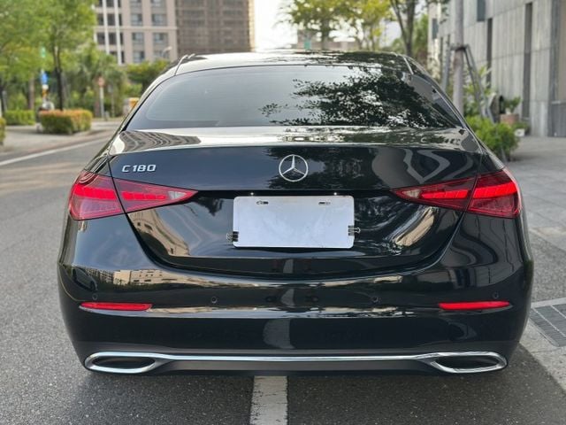 原版件、總代理、一手車、360環景、跟車、電尾門、氣氛燈、盲點  第20張相片