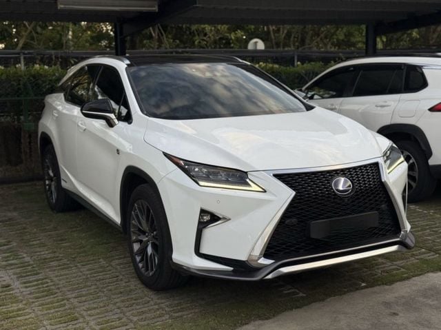 RX450H、F-SPORT版本、冷熱通風椅、全景天窗、抬頭顯示、電尾門、ACC跟車、360環景、電動椅  第2張相片