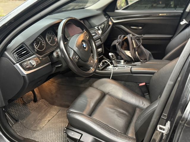 BMW寶馬 528  第6張相片