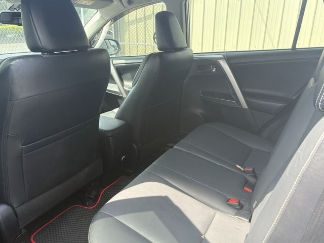 TOYOTA豐田 RAV4  第7張相片
