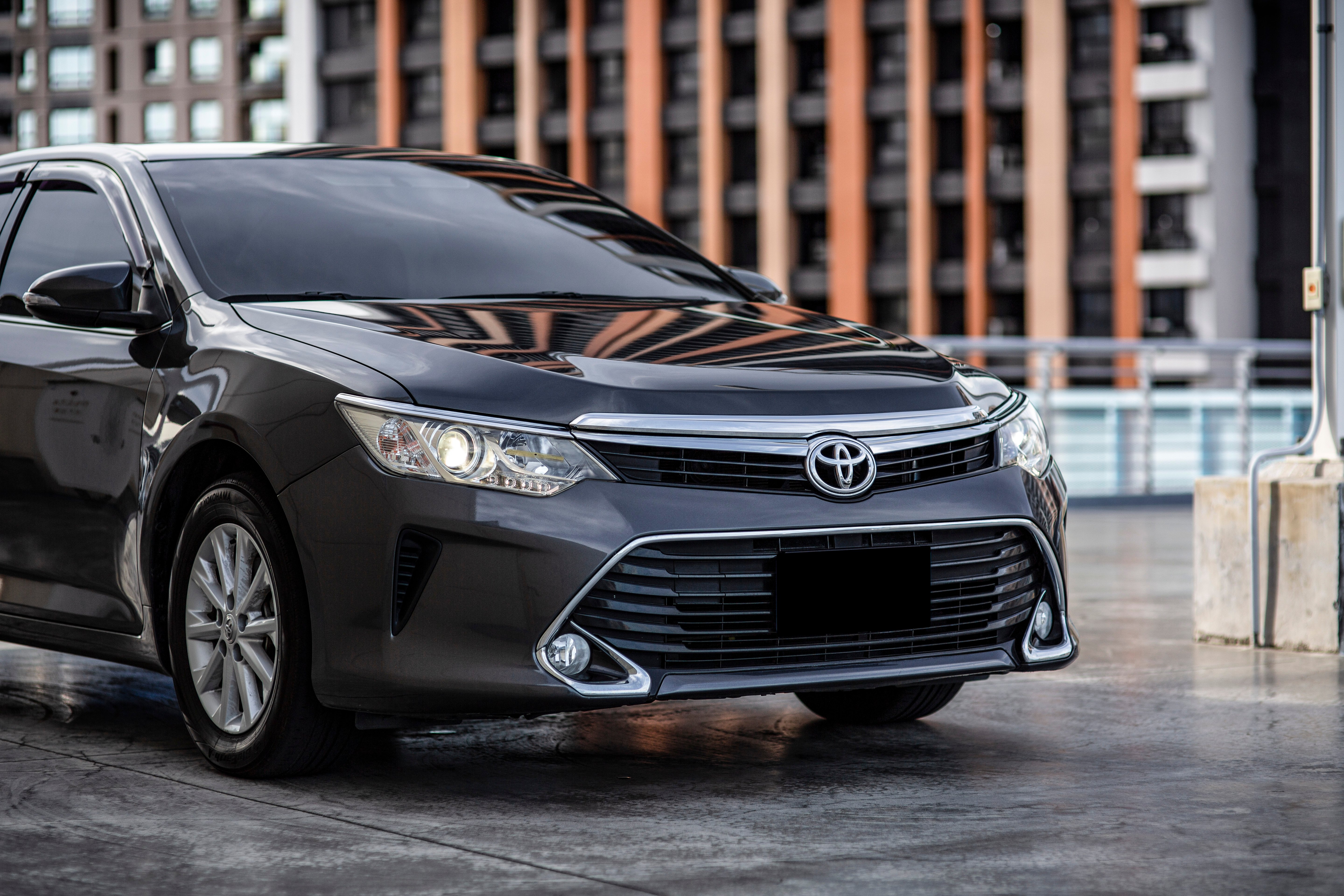 17年 Camry 汽油 7.5代小改款 冠美麗 循跡 恆溫【中古車行情指標店】  第9張相片