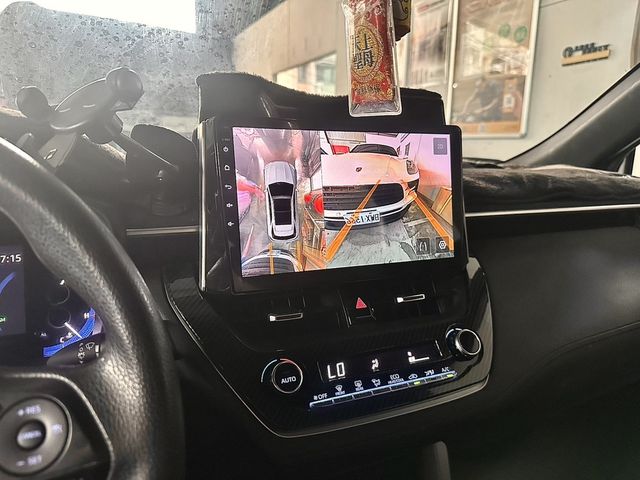 TOYOTA豐田 COROLLA CROSS HYBRID  第3張相片