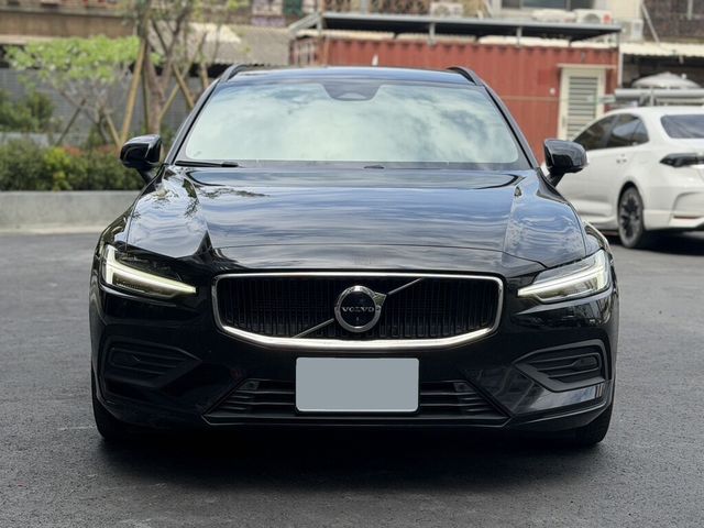 VOLVO富豪 V60  第3張相片
