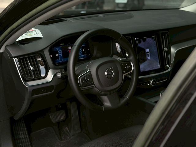 VOLVO富豪 V60  第6張相片