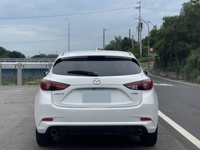 MAZDA馬自達 MAZDA 3  第3張相片