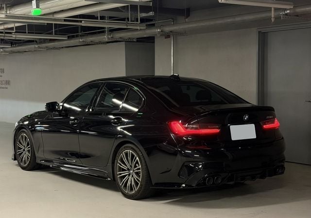BMW寶馬 330I  第2張相片