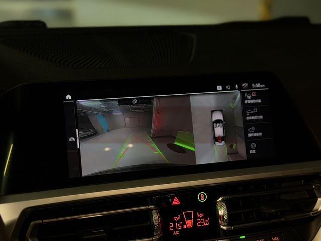 BMW寶馬 330I  第5張相片
