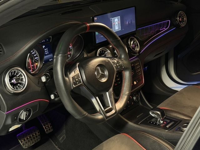 M-BENZ賓士 CLA45 AMG  第4張相片