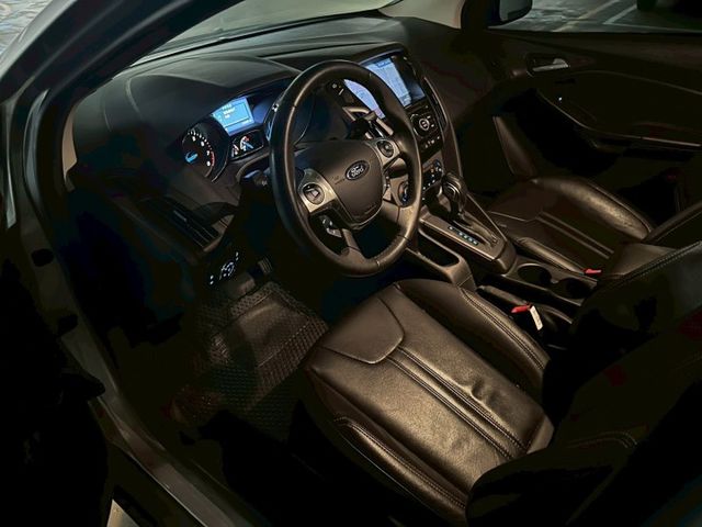 Focus 4D 1.6汽油運動型 安卓機/恆溫空調/定速巡航/倒車雷達 原版件 定期保養  第7張相片