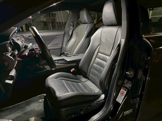 IS300h F-Sport Navi版 車偏/ML音響/冷熱通風椅/Ikey免鑰匙/電動天窗/數位儀表原版件 定期保養  第5張相片