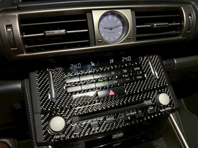 IS300h F-Sport Navi版 車偏/ML音響/冷熱通風椅/Ikey免鑰匙/電動天窗/數位儀表原版件 定期保養  第15張相片