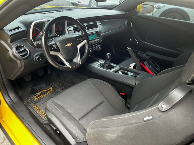 Camaro LT 手排 恆溫空調/雙前電動座椅/倒車雷達/定速巡航 原版件 定期保養  第4張相片