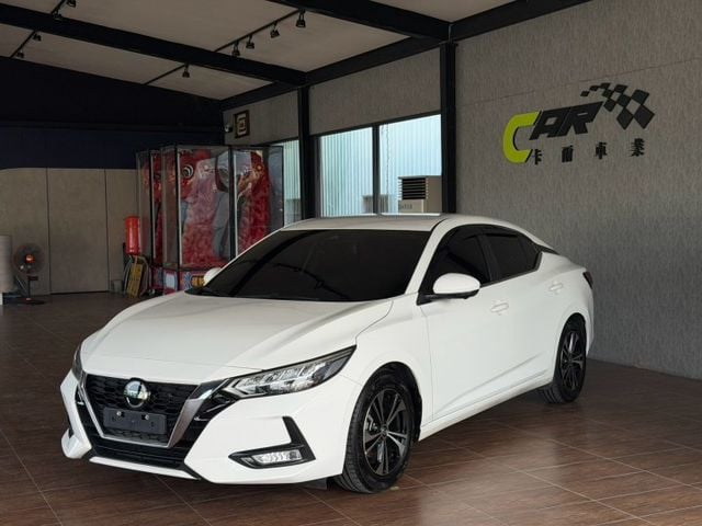 Sentra尊爵版 ACC跟車/車偏/盲點偵測/360環景/恆溫空調/Carplay 原版件 定期保養  第1張相片