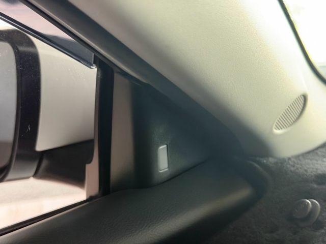 Sentra尊爵版 ACC跟車/車偏/盲點偵測/360環景/恆溫空調/Carplay 原版件 定期保養  第7張相片