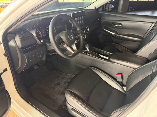 Sentra尊爵版 ACC跟車/車偏/盲點偵測/360環景/恆溫空調/Carplay 原版件 定期保養  第8張相片