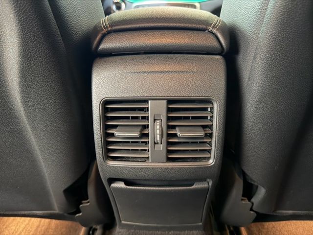 CLA200 SB 小改款 電動椅/安卓機/渦輪出風口/電尾門/氣氛燈/LED頭燈/Carplay 原版件 定期保養  第19張相片