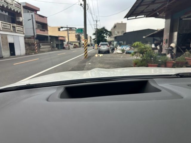 X6 40i M-Sport 5AU跟車/HUD抬顯/電尾門/全景天窗/六角儀表/環景影像 原版件 定期保養  第17張相片
